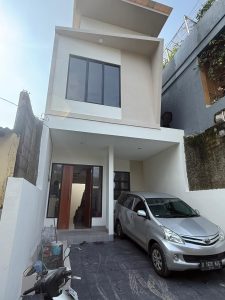 bangun rumah 2 lantai ciputat